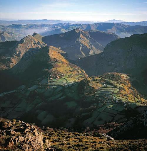 Mirador de Las Capillas del Monsacro Mirador de Las Capillas del Monsacro