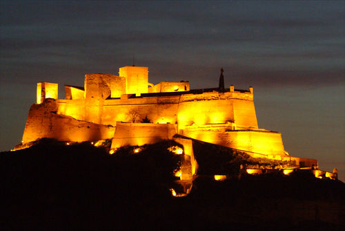 Castillo templario de Monzon