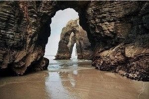 La playa del Silencio y la playa de las Catedrales