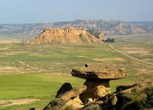 Las Bardenas Reales: agua, desierto y ocio