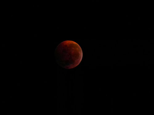 Eclipse lunar