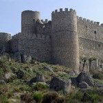 El Castillo de Manqueospese
