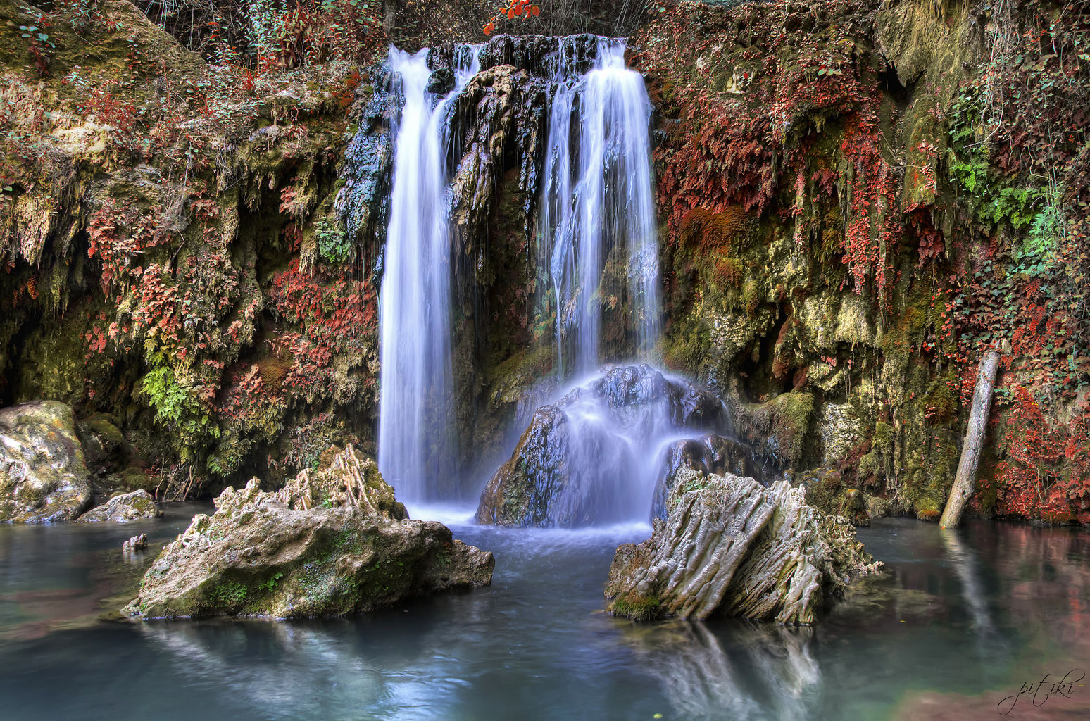 gorg-del-mol-dels-murris-la-cascada-secreta-de-la-garrotxa