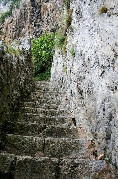 Escalones Faro de Santoña (1)