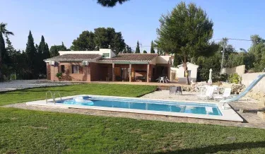 Las Yucas Rural House