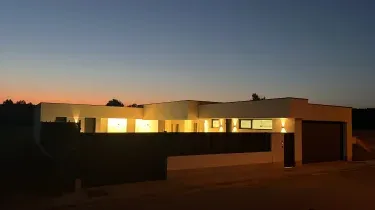 AT la Era de Cerezales del Condado