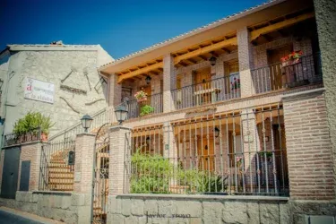 Alojamientos Rurales La Aldaba