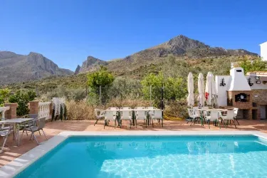 MalagaSuite Alojamiento Rural Alcaucin