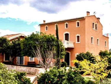 Casa de la Serratella