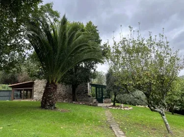 Rural Lambre by Miramar Stays