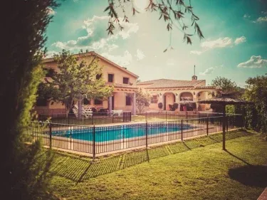 Casas Rurales Los Cerezos