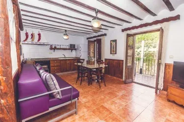 Las Casicas Del Tío Ángel