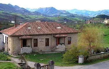 La Casona de Villabaju I y II