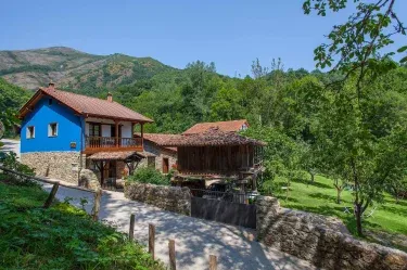 Apartamentos Rurales Fuenclara