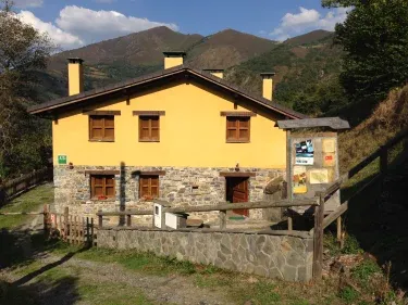 Llananzanes Rural 