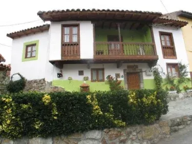Casas Crescencia