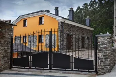 Apartamentos Relayo