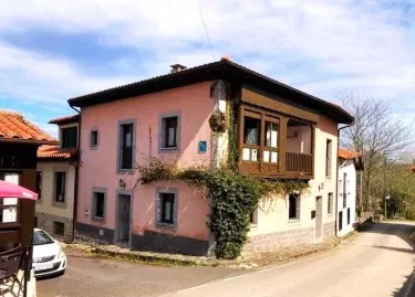 Casa L'Ayalga