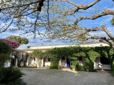 Masia Sències Can Girona