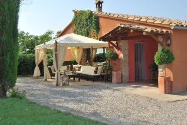 Casa Vermella