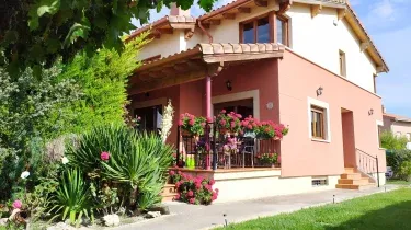 Casa Rural Cuarenta y Ocho Luces 4*