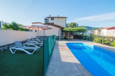 Apartamentos Rurales El Prado