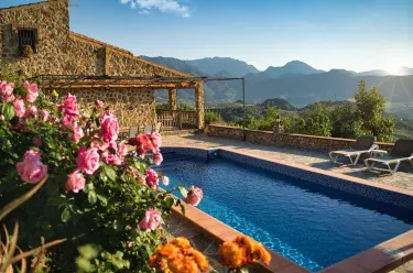 El Valle Dorado