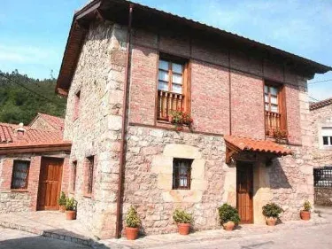 Casa Mª Luz