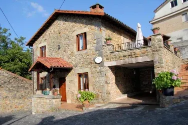 Apartamentos Rurales  la Casa Vieja de Alceda