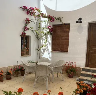 Casa Cordón