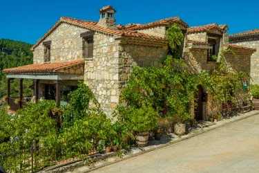 Casa Checa