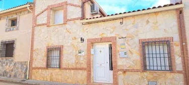 Casa Parroto 