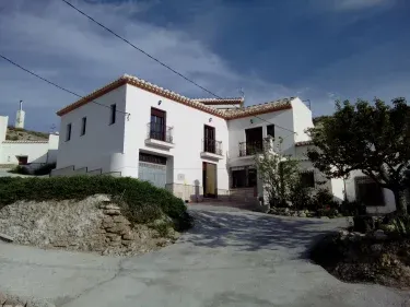 Casa cueva Los Arcos