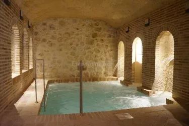 Casas de Valois