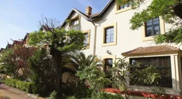 Old England House