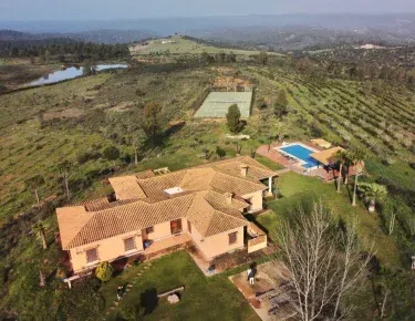 Villa Madroñal