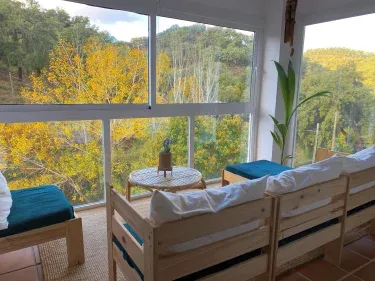 Una Ventana a la Montaña