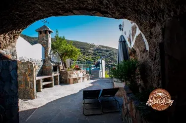 Casa-Cueva El Mimo