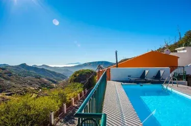 Casa-Cueva Las Margaritas