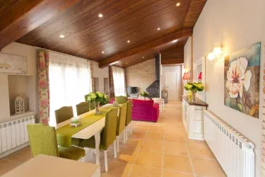 Casa Tapioles