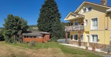 Casa Amarilla