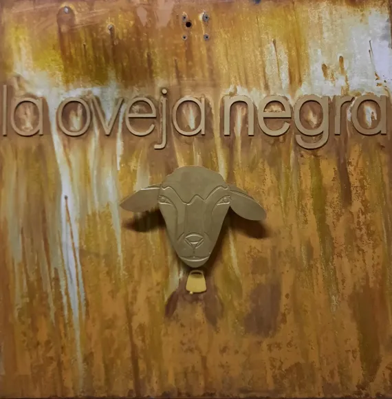 La Oveja Negra