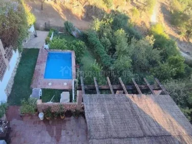 El Almendro