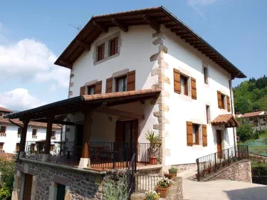 Casa Martintzenea