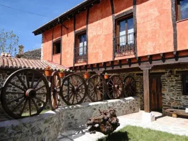 La Parda y la Corva