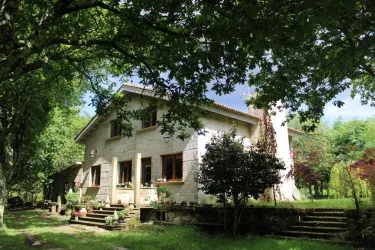 Villa: "Casa de Campo Los Carballos"