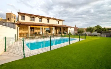 Casa Rural La Tarara