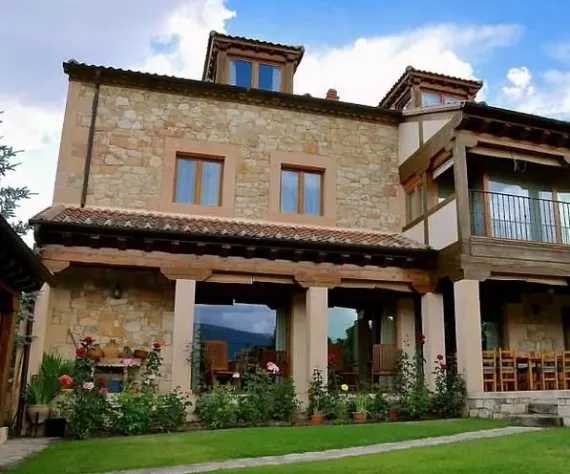 La Cantañera