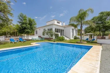 Casa Rural Dehesa de las Yeguas