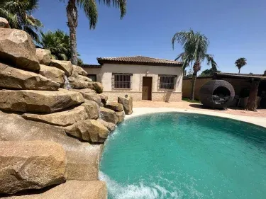 Villa Colosal 